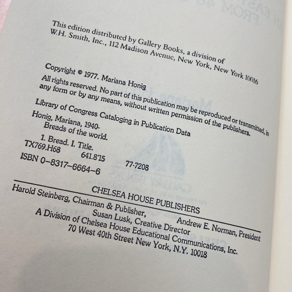 Vintage Breads of the World by Mariana Honig Cookbook‎ - Picture 13 of 13